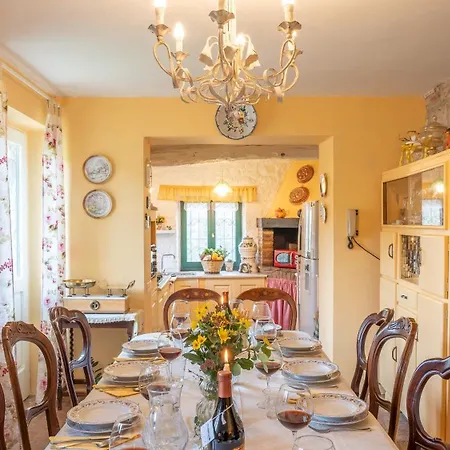 Casale Delle Farfalle 12, Emma * Monte Castello di Vibio